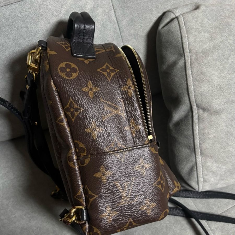 (台北微風購入) Louis Vuitton 新款後背包小書包🎒-12