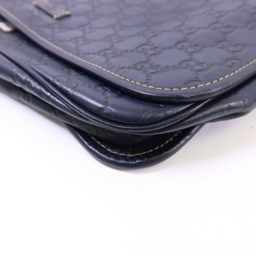 GUCCI 牛皮皮革Messenger Bag銀扣肩背袋-12