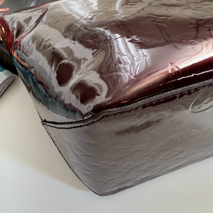 🎉9成新 超大容量LV 酒紅色漆皮肩背包-3