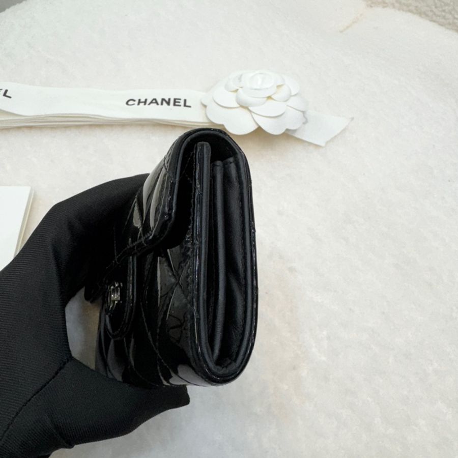 🖤香奈兒卡包🔥送皮穿鏈Chanel黑銀漆皮卡包A31504Y-10