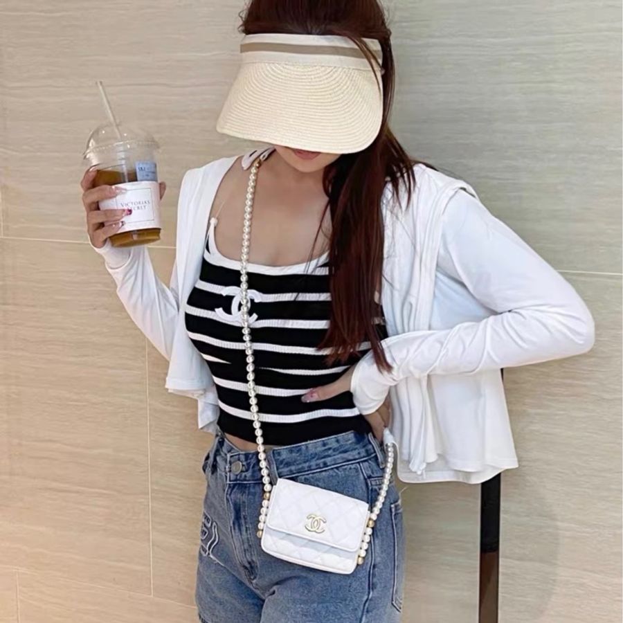 【96%新 ✨ 全網最低價!】Chanel 21s 珍珠mini woc 零錢卡片 斜挎包-2