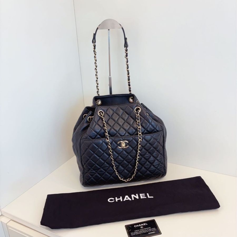 ✨Chanel 黑金水桶包 98新 部分膜還在🖤-2
