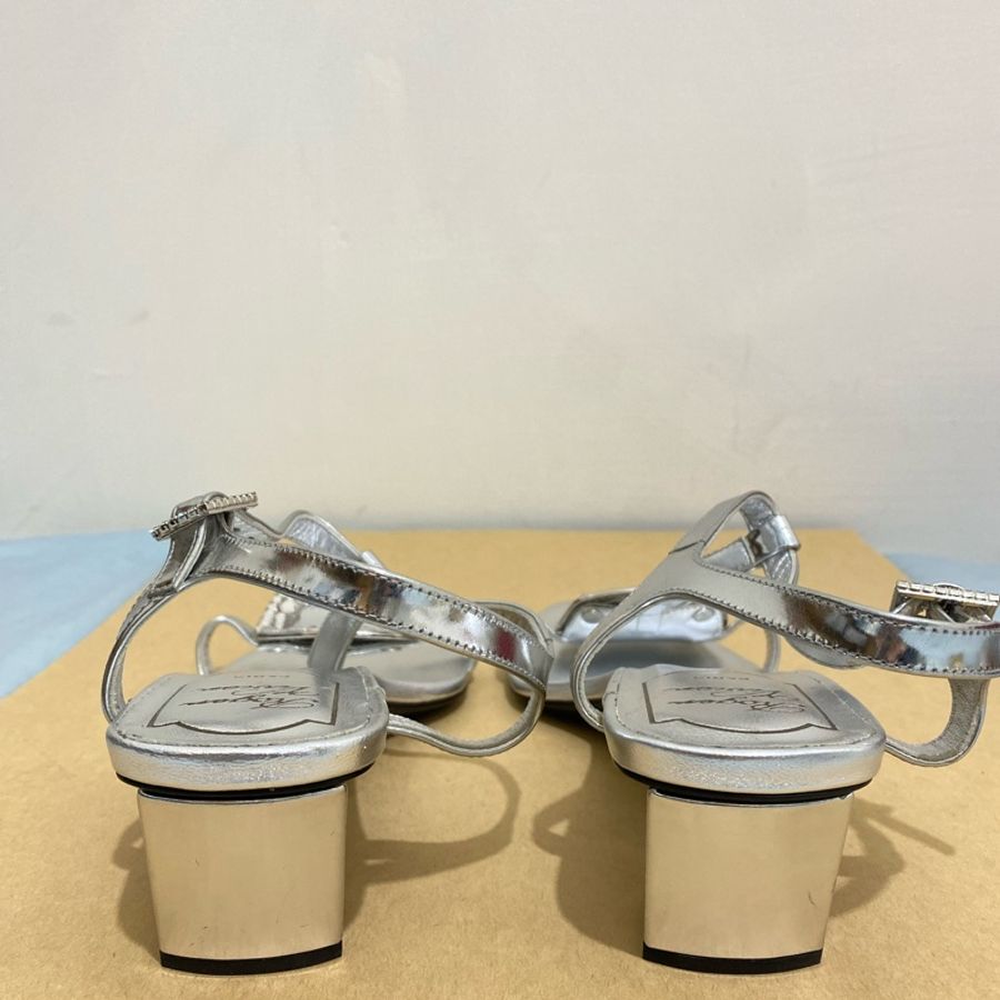 Roger Vivier SANDAL CHIPS T.45 女生 鑽扣涼鞋 銀色 36.5 全新-3