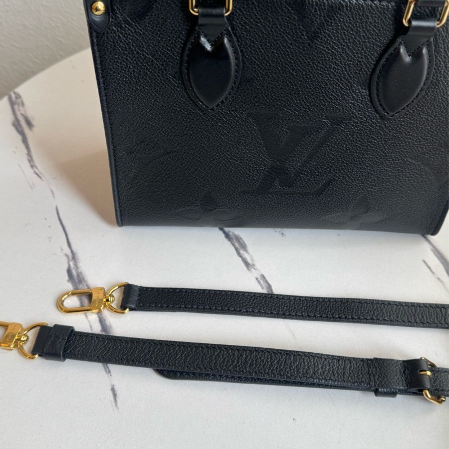 LV M45653黑壓紋on the go pm 經典不敗❤️❤️-45