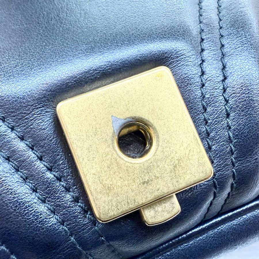 GUCCI黑色牛皮金釦MARMONT 26下蓋側背包443497-13