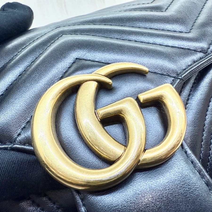 GUCCI黑色牛皮金釦MARMONT 26下蓋側背包443497-16