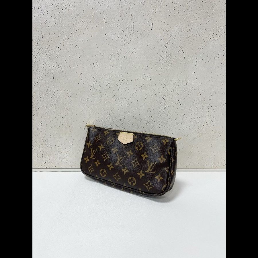 LV multi pochette
老花五合一 綠肩带 麻将包-2