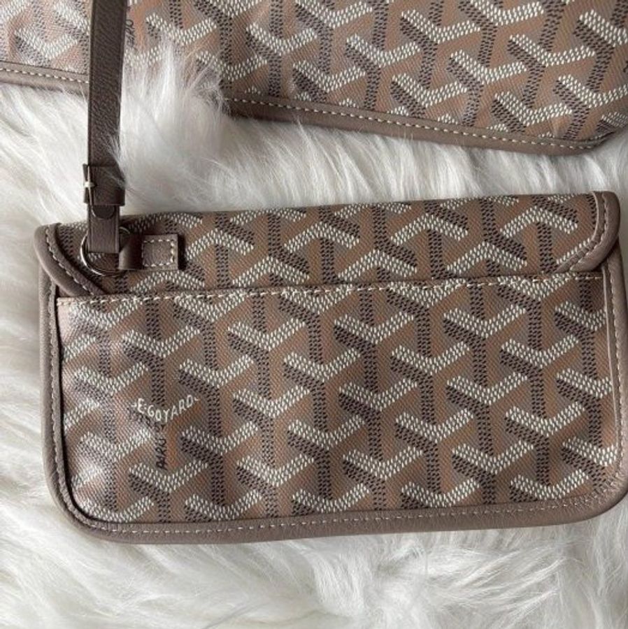 Goyard 限量兔子刺繡雙面托特包-7