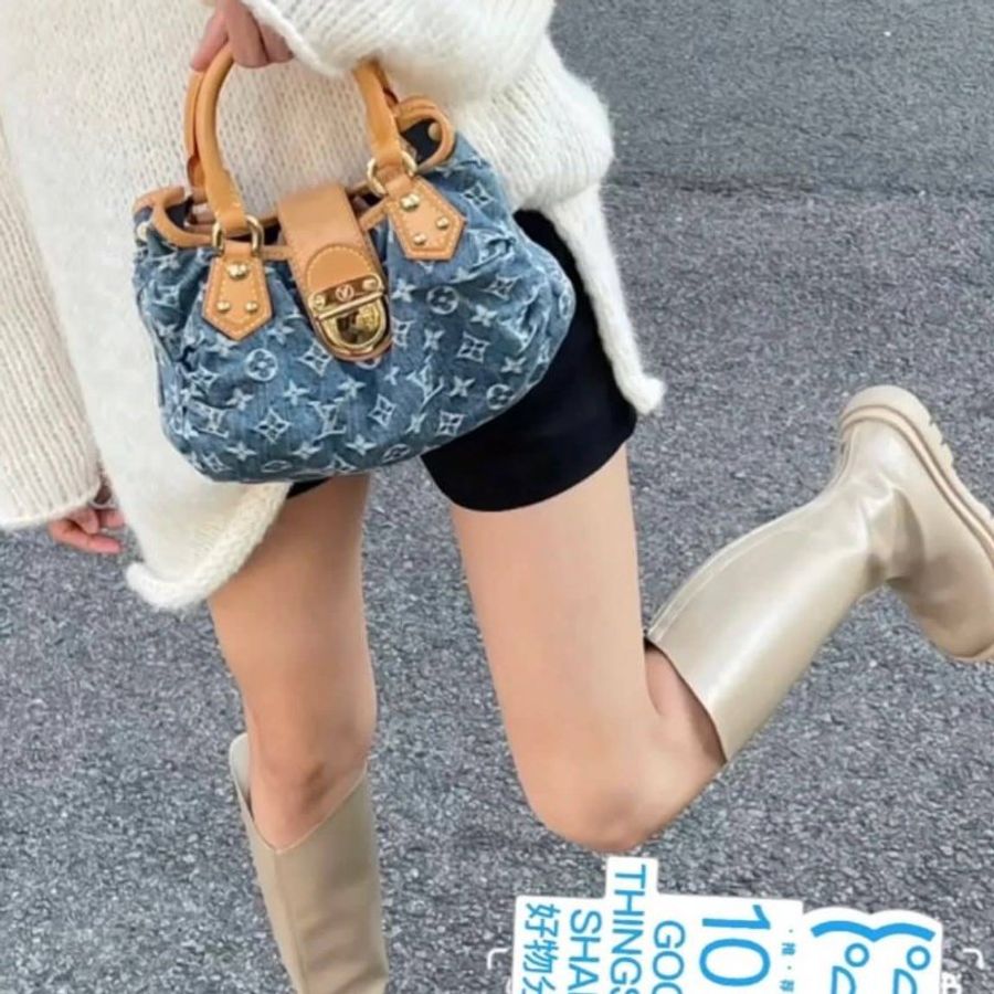 LV M95020 牛仔包🌈現貨實拍🌈 單寧牛仔布手提元寶包~二手-9
