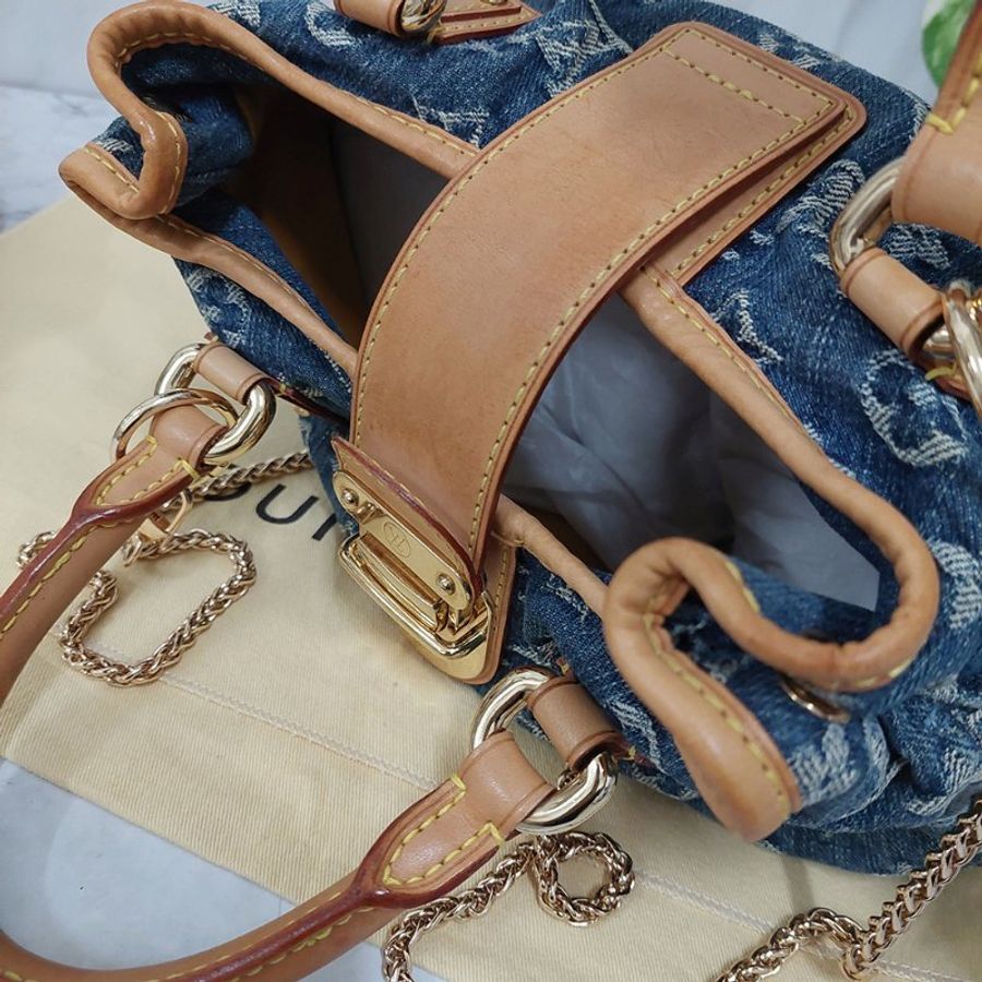 LV M95020 牛仔包🌈現貨實拍🌈 單寧牛仔布手提元寶包~二手-26