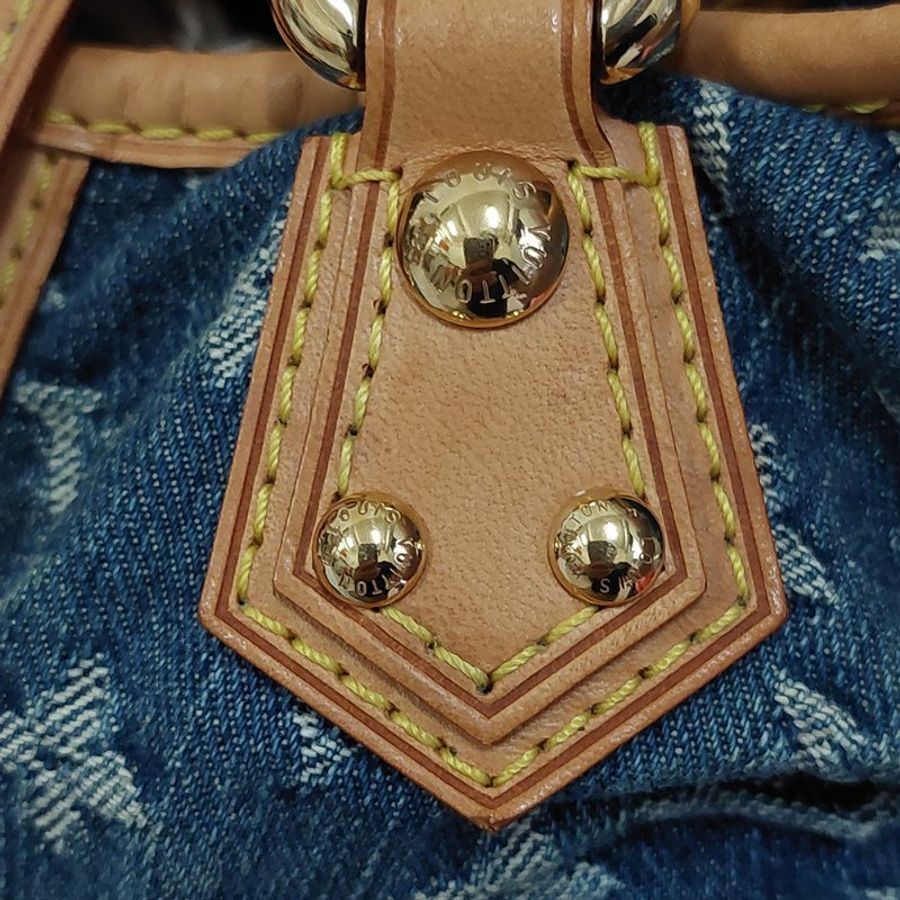 LV M95020 牛仔包🌈現貨實拍🌈 單寧牛仔布手提元寶包~二手-49