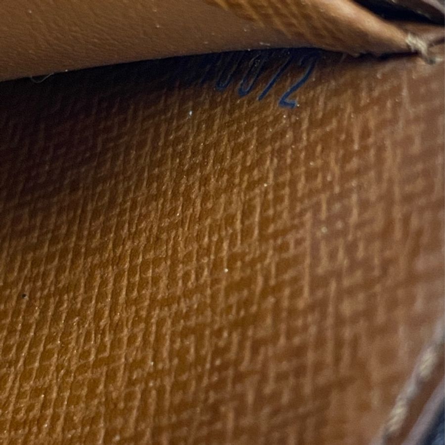 Louis Vuitton Long Wallet-10