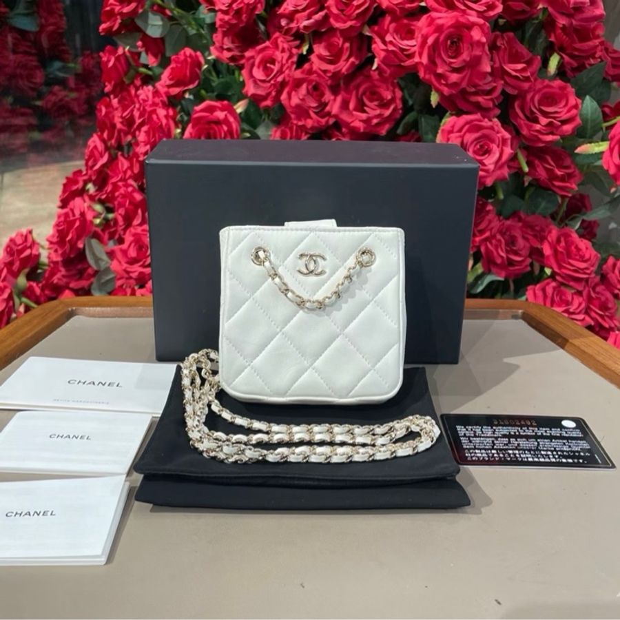 【97%新 ✨ 全網最低價!】Chanel mini 奶白色 小羊皮 22c 小廢包 卡片包-1