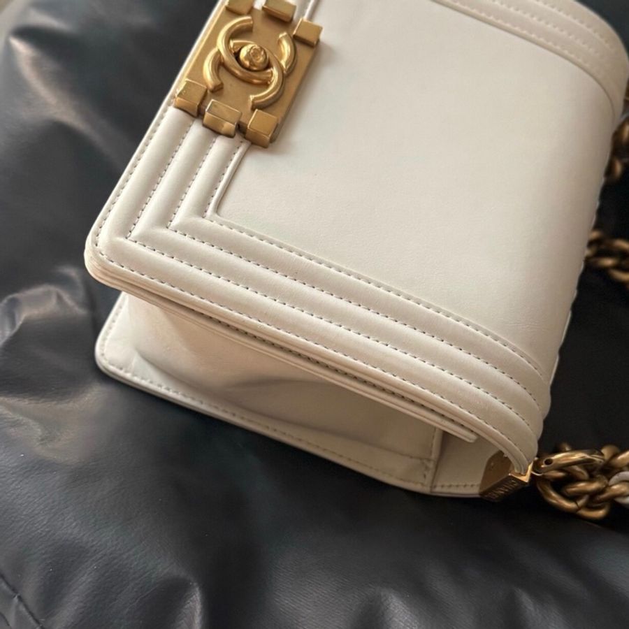 【95新 ✨撿漏價錢!】Chanel leboy mini 白色 牛皮 芯片新款-3