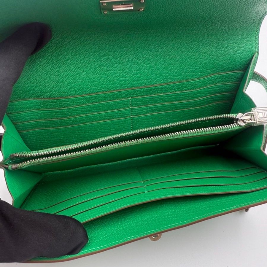 🌈Hermes💚Kelly Wallet💚竹子綠色銀扣🌟99.8新閑置💚貼膜在🌟山羊皮🌟愛馬仕🌟-1