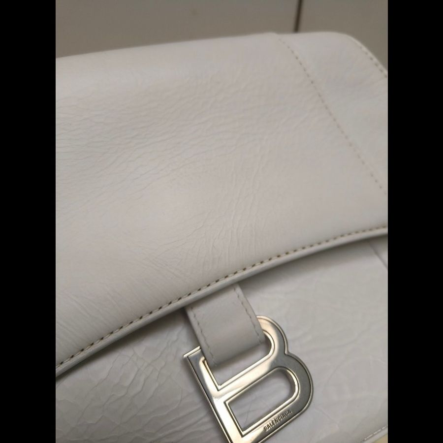 【8成新】㊣✨BALENCIAGA✨巴黎世家(贈內膽) 白色 沙漏包 牛皮 鎖鏈 背帶 肩背包 腋下包 鏈條包/二手包/二手精品/保證正品🌳二手樹屋🌳-17