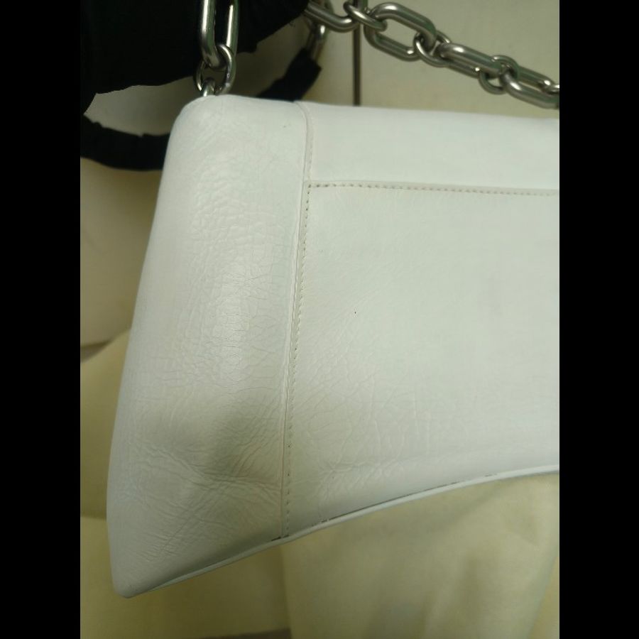 【8成新】㊣✨BALENCIAGA✨巴黎世家(贈內膽) 白色 沙漏包 牛皮 鎖鏈 背帶 肩背包 腋下包 鏈條包/二手包/二手精品/保證正品🌳二手樹屋🌳-20