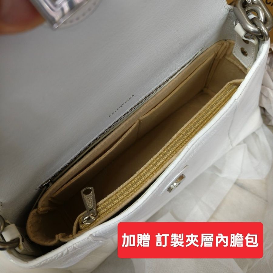 【8成新】㊣✨BALENCIAGA✨巴黎世家(贈內膽) 白色 沙漏包 牛皮 鎖鏈 背帶 肩背包 腋下包 鏈條包/二手包/二手精品/保證正品🌳二手樹屋🌳-57