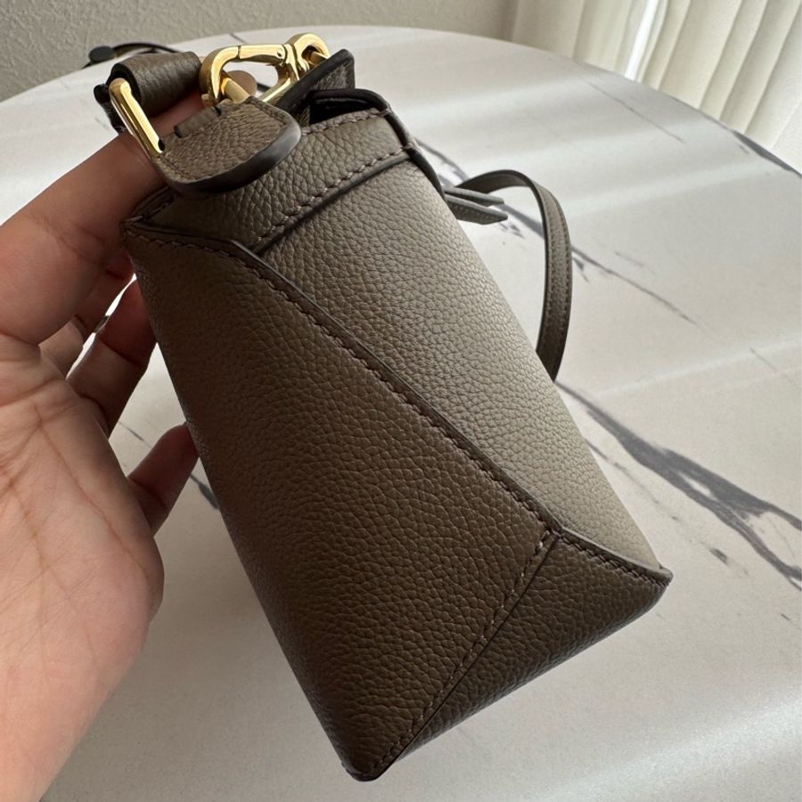 Loewe墨綠色mini puzzle❤️手提、斜背兩用-4