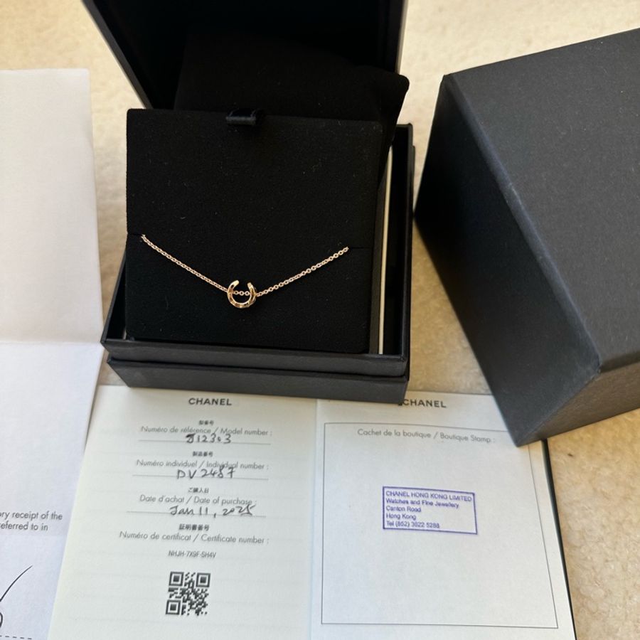 全新未使用 CHANEL Coco 手鏈女款,米金色金屬質感,精緻百搭,2023春夏款18K金,貨號J12303-6