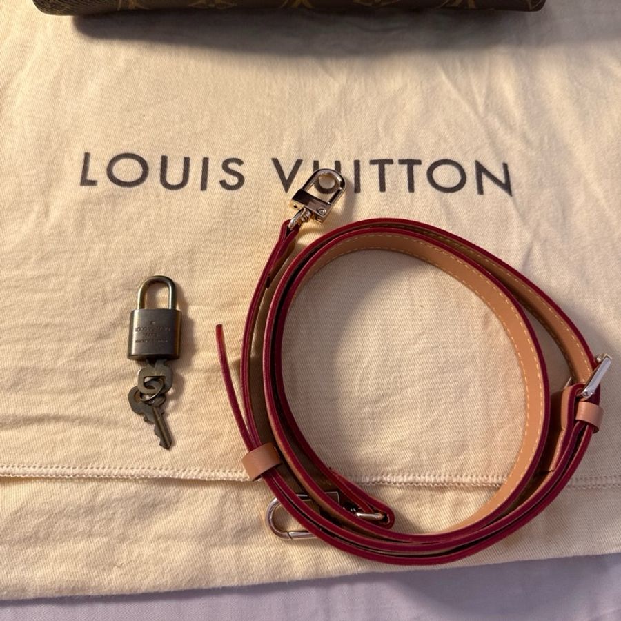 ［實用CP值高-降價］LV Speedy 25 Monogram 經典波士頓包 附揹帶-3