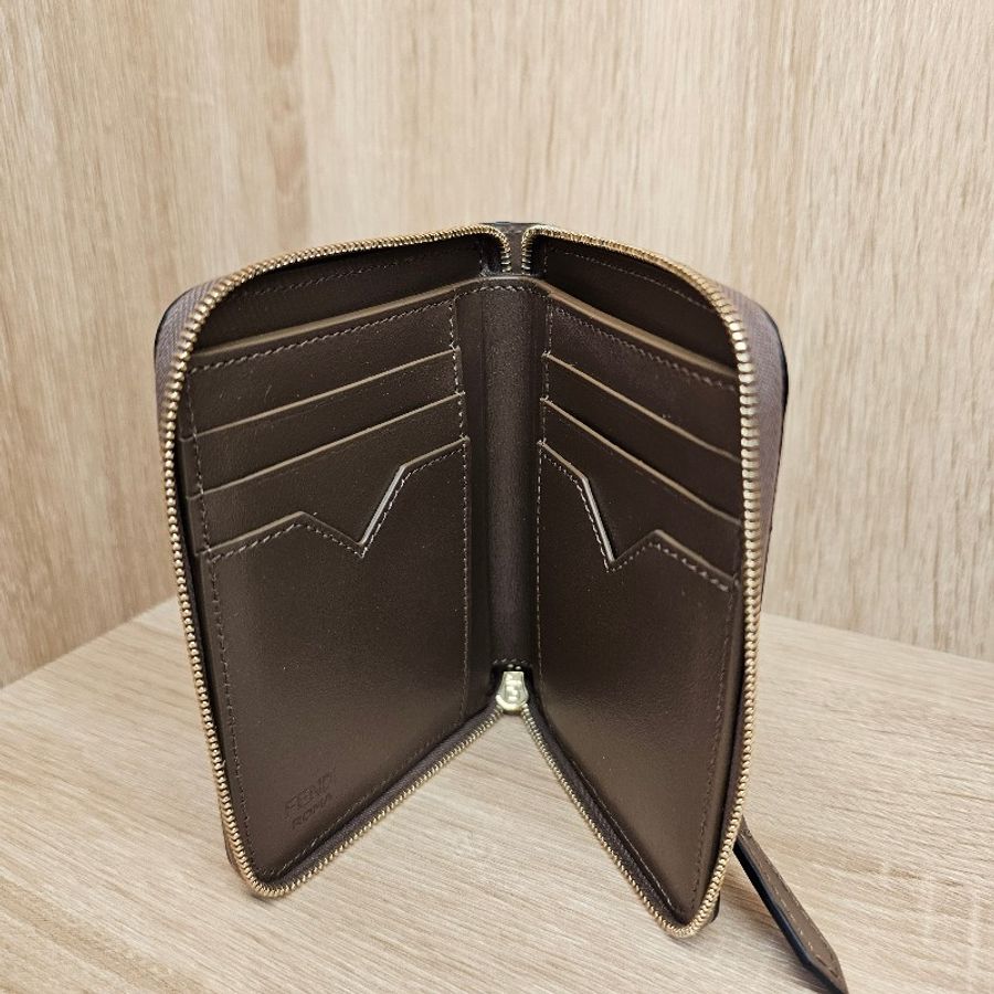 [品況優,經典款甜價出☺️] Fendi FF Diamonds金釦浮雕拉鏈短夾-12