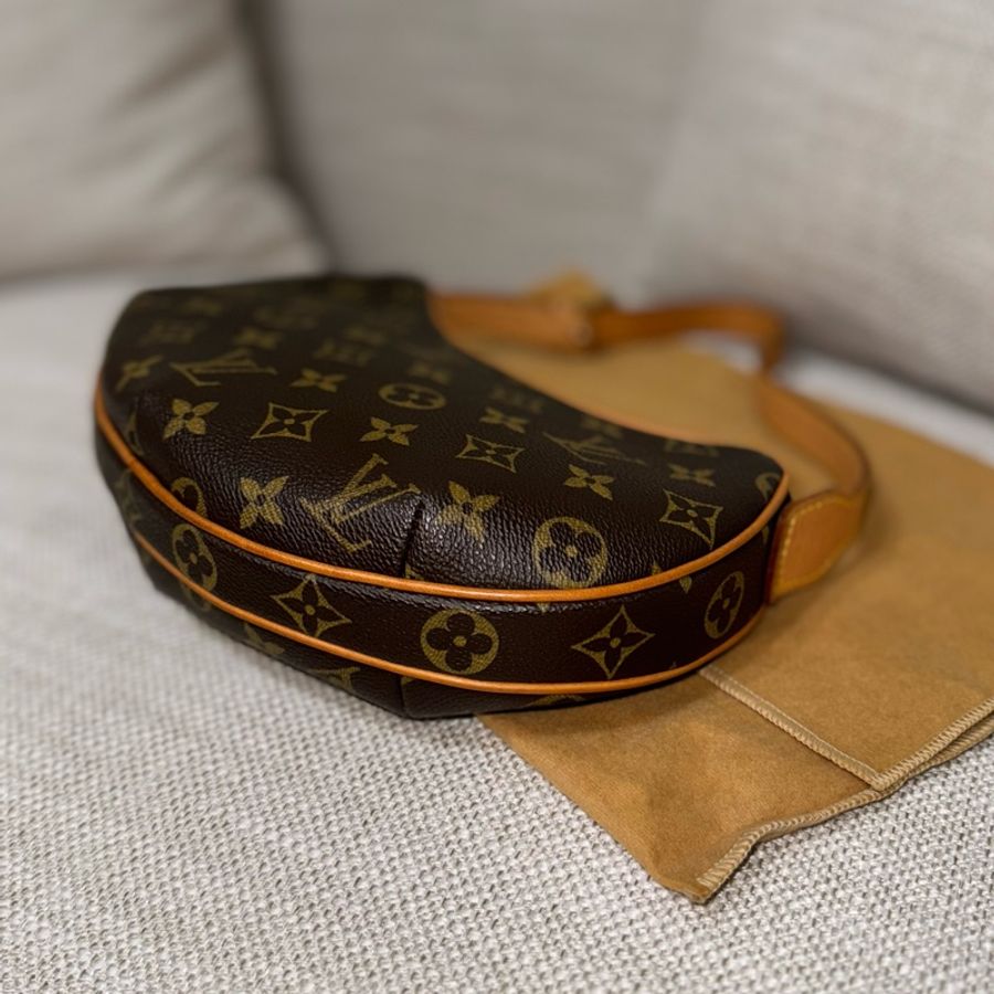 豌豆包✨稀有小號✨92新以上美品✨LV Croissant small 中古可頌包小號🥐漂亮好包況🧡豌豆包/月亮包/月牙包/LV老花肩背包/LV腋下包-7