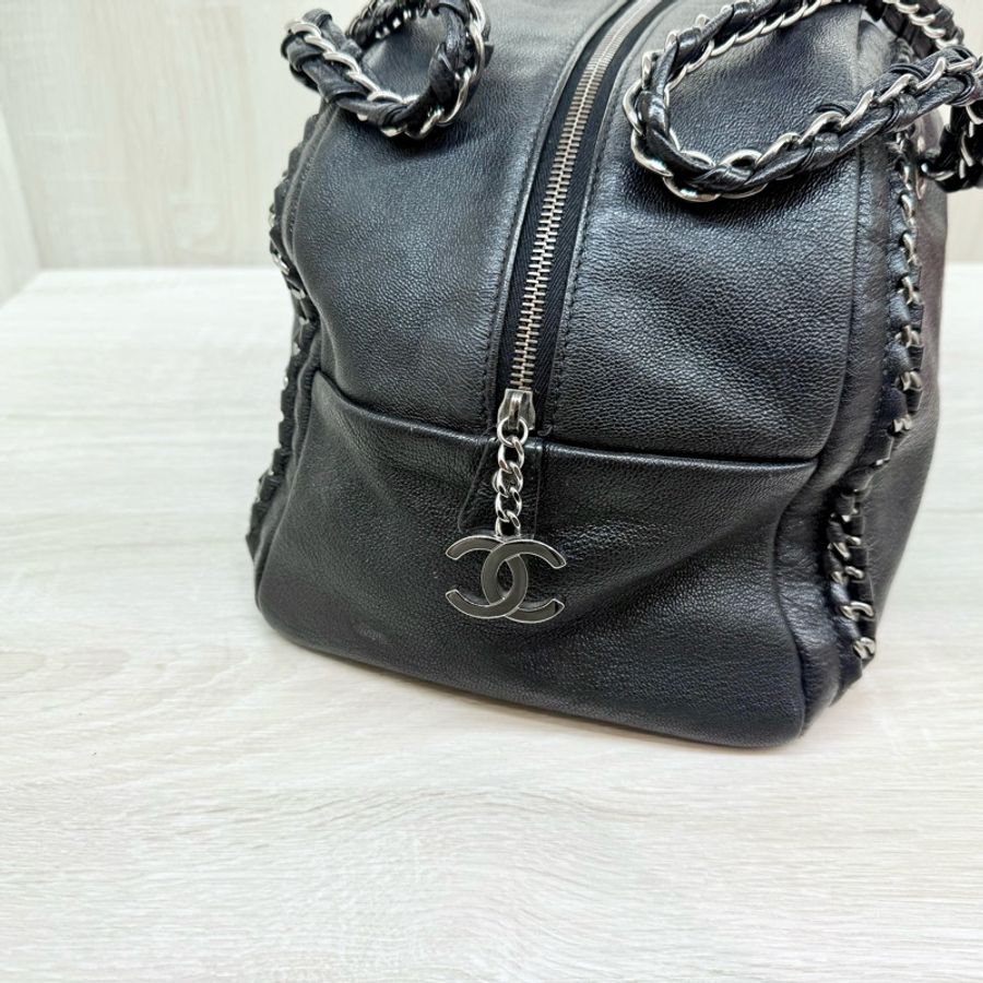 Chanel黑牛皮vintage 保齡球皮穿鏈包-7