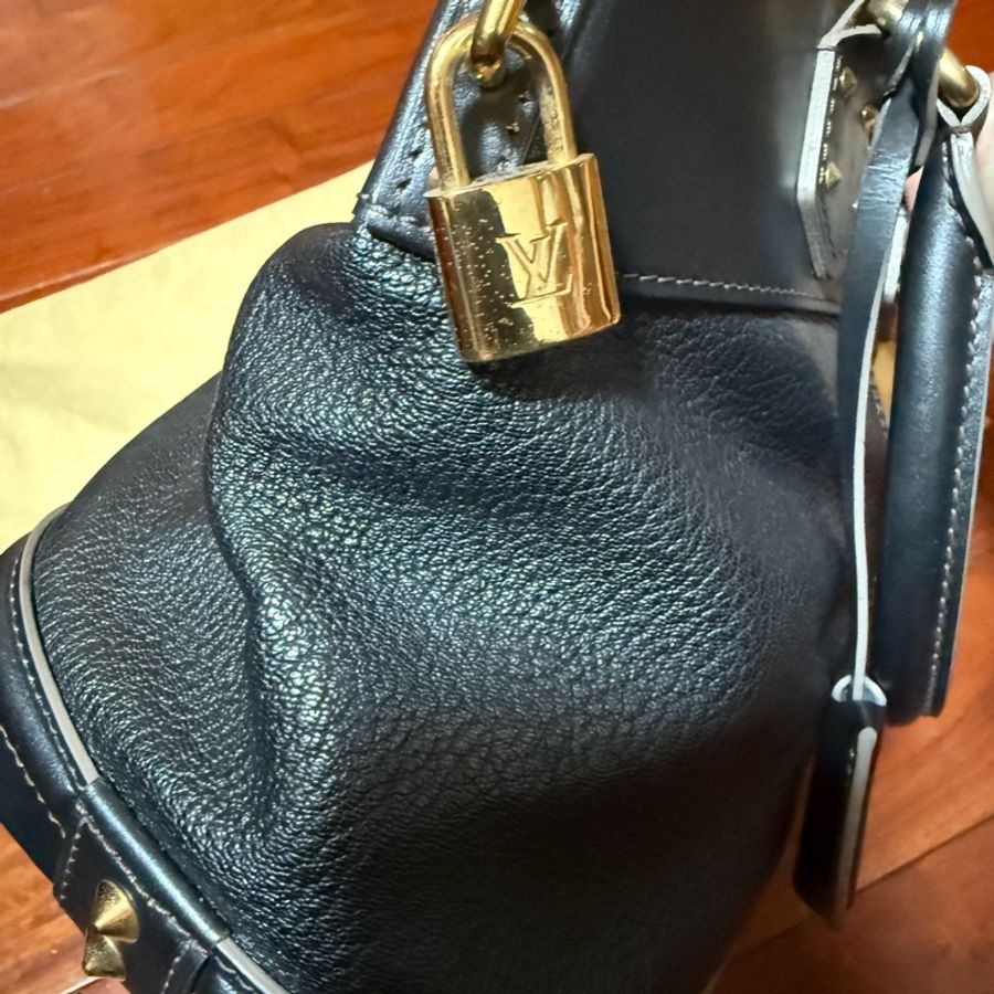 鐵灰色 牛皮 LOCK PM【LOUIS VUITTON LV 路易威登】-3