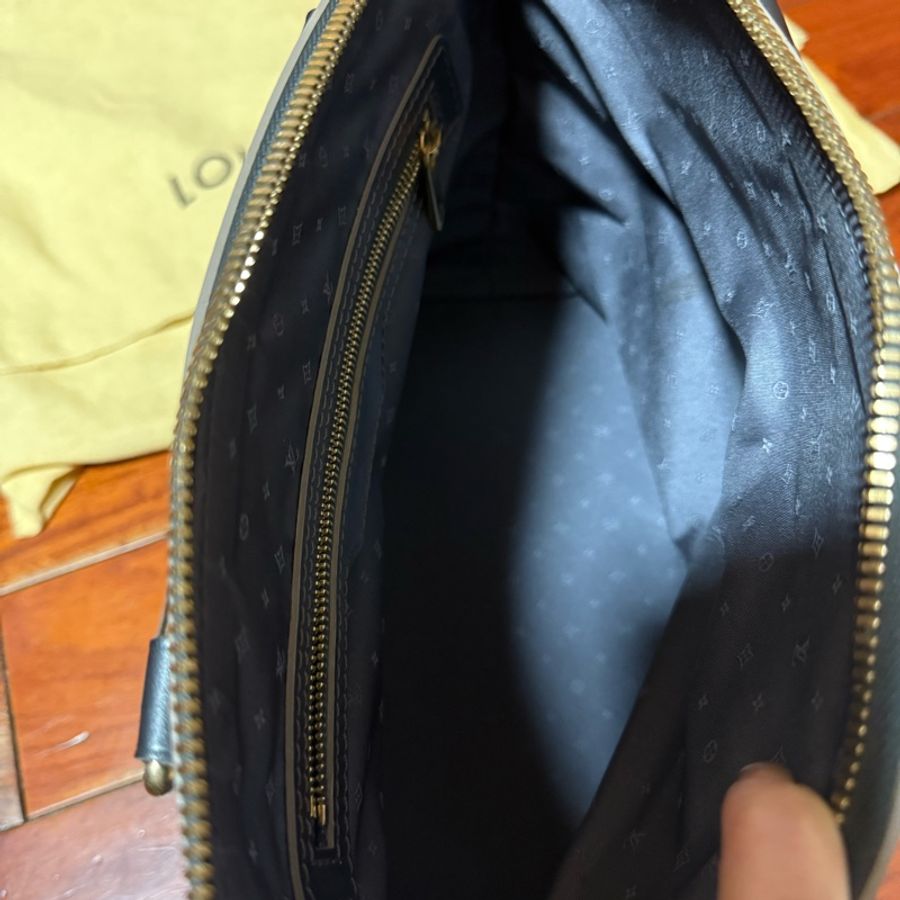 鐵灰色 牛皮 LOCK PM【LOUIS VUITTON LV 路易威登】-9
