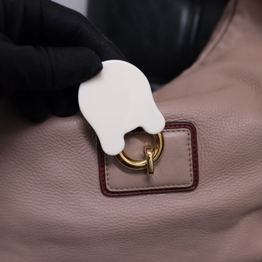 Loewe Leather Shoulder Bag 羅意威中古鎖頭Hobo bag 和尚包-23