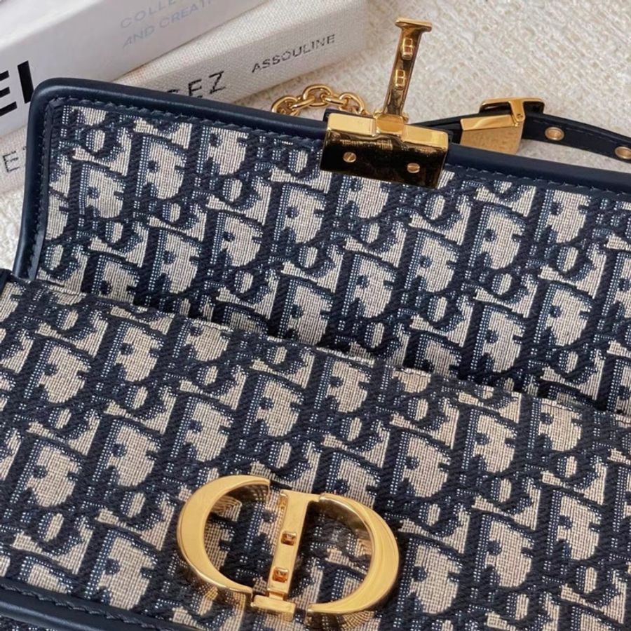 #全網最甜💰 #新款專櫃在售 Dior Montaigne30小號鏈條款 #98🆕閒置-9
