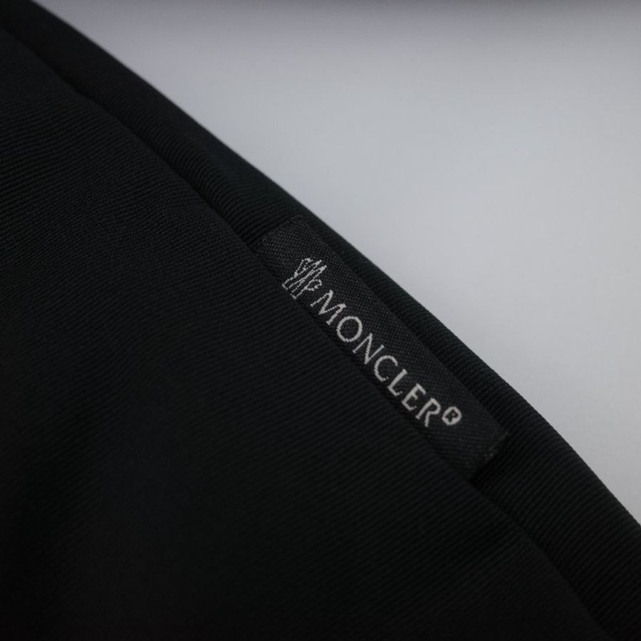 Moncler盟可睞 收腰外套 金色拉鍊 黑色 尼龍 羽絨服-12