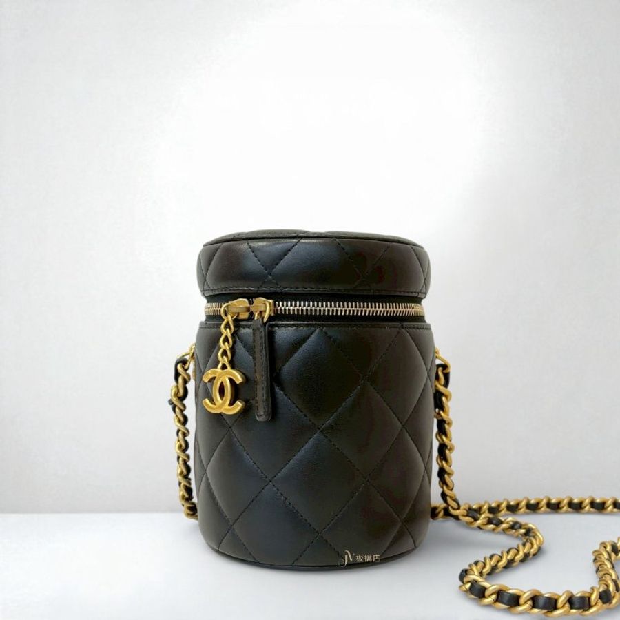 JS0097-Chanel 黑色羊皮菱格圓桶金鍊肩背包AS2735-0