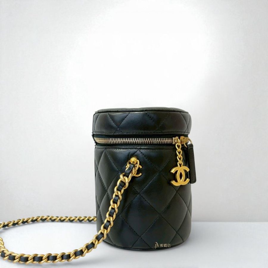 JS0097-Chanel 黑色羊皮菱格圓桶金鍊肩背包AS2735-2