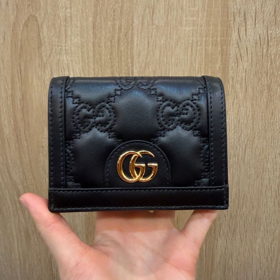 Gucci 黑牛皮壓紋Matelasse金釦mini短夾-0