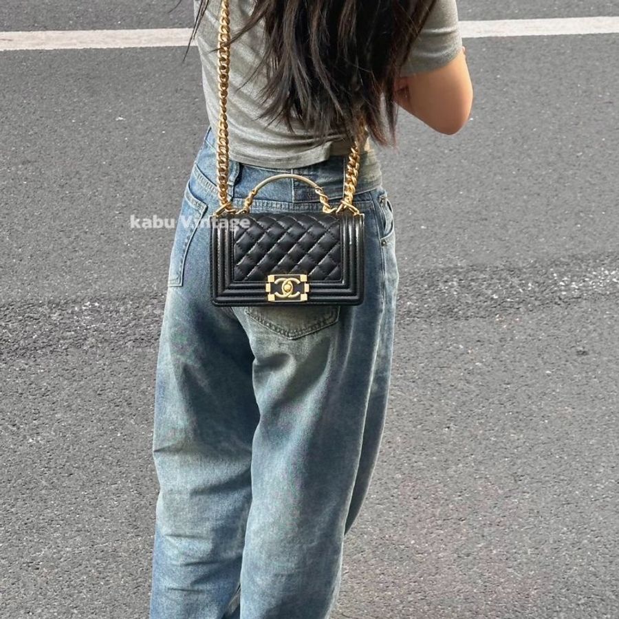CHANEL 23B Handle boy 20 - 黑金-7