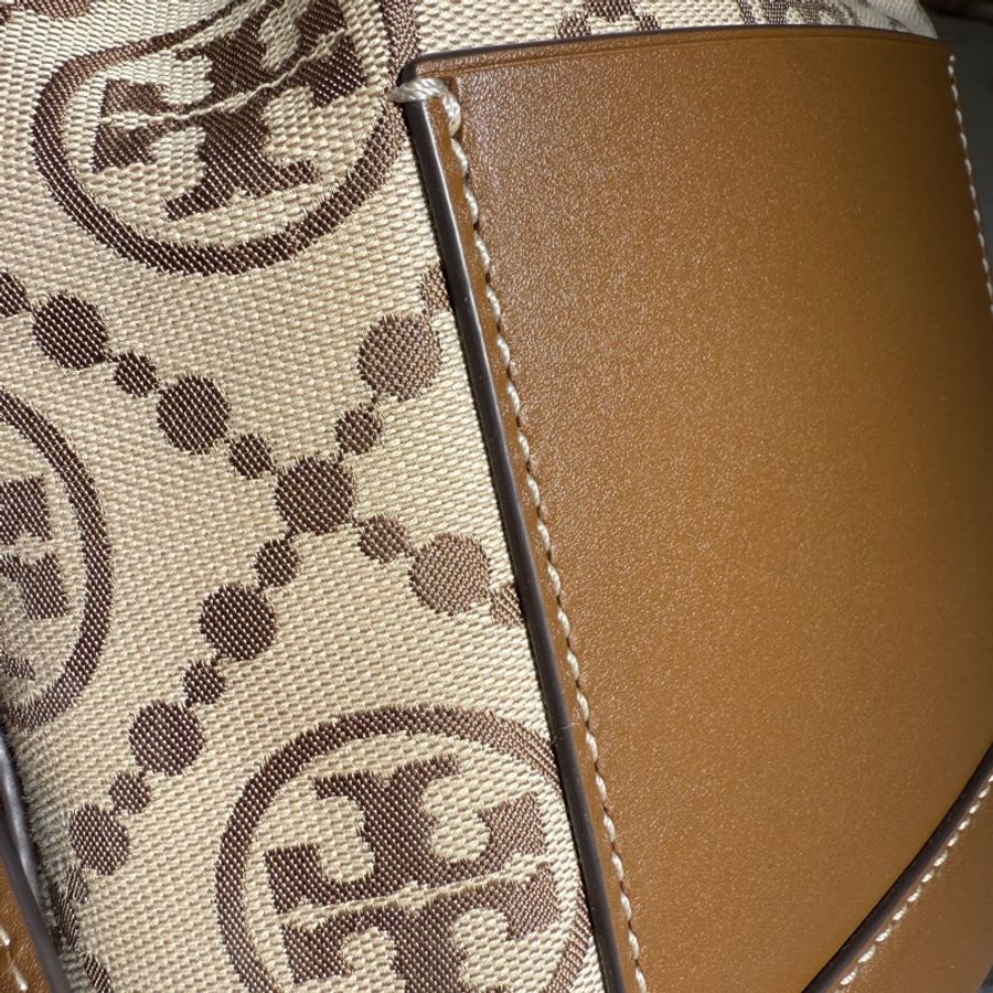 便宜賣 Tory Burch 咖啡色水桶包 狀況非常良好-9