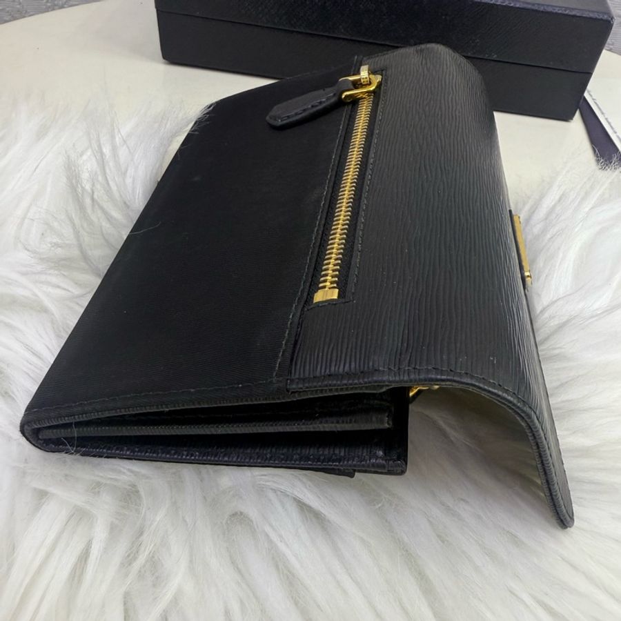 Prada Wallet-16
