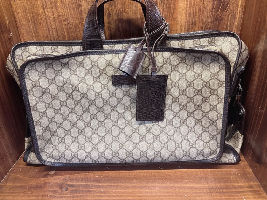 Gucci GG Supreme 手提公事包-0