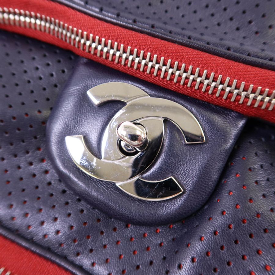 CHANEL 羊皮皮革Shoulder Bag銀扣鏈帶肩背袋-11
