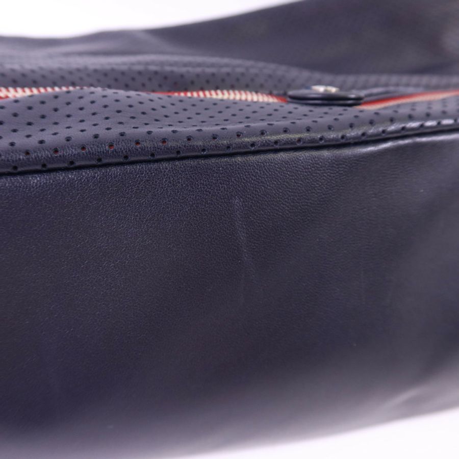 CHANEL 羊皮皮革Shoulder Bag銀扣鏈帶肩背袋-16