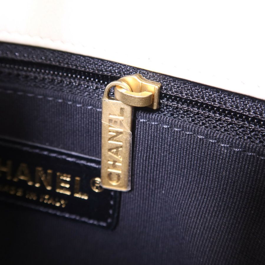 CHANEL 牛皮皮革Shoulder Bag金扣鏈帶肩背袋-8
