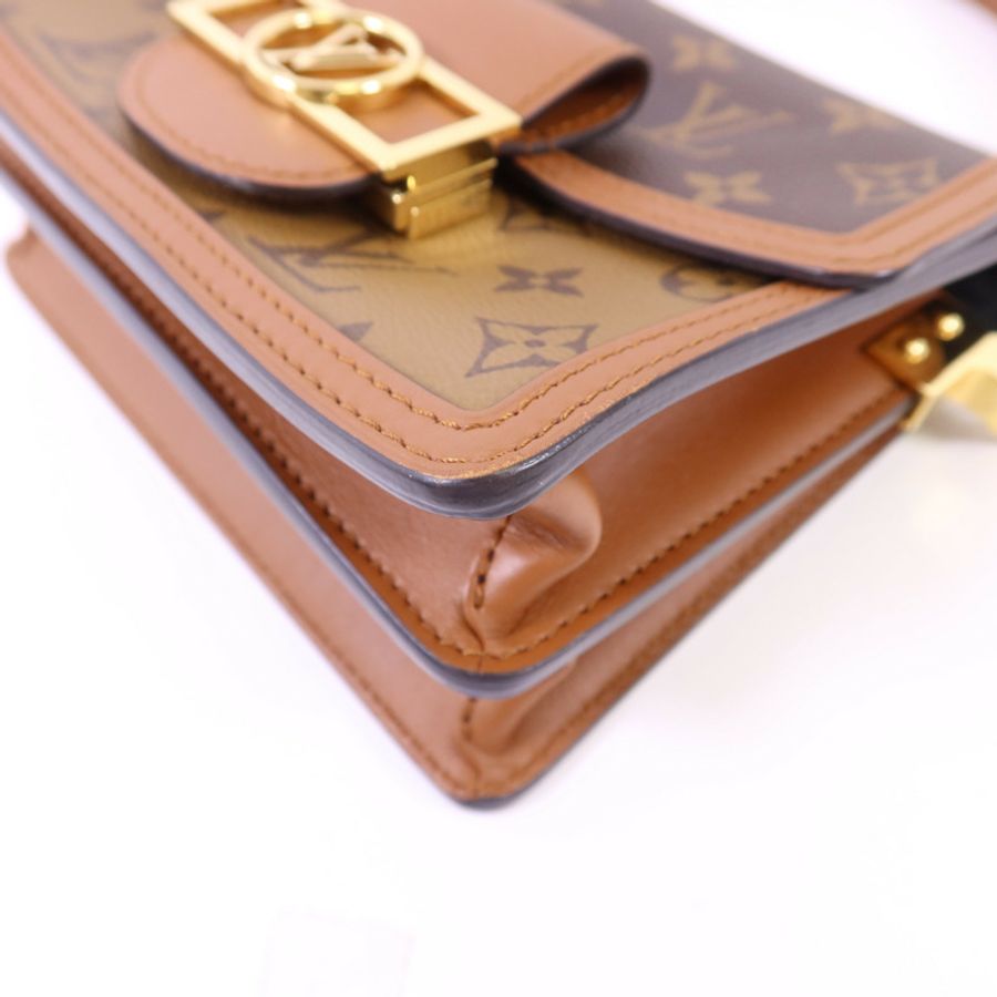 LOUIS VUITTON Monogram Reverse Mini Dauphine金扣肩背袋-12