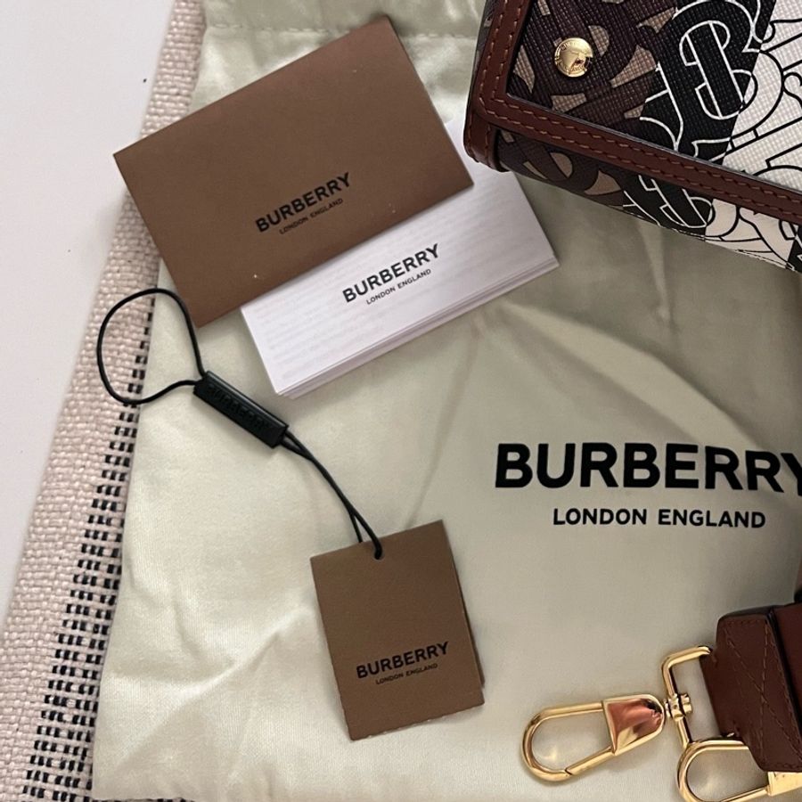 Burberry BT 印花郵差包 精品斜背包 附防塵袋保卡|淘氣善良・尋寶-9