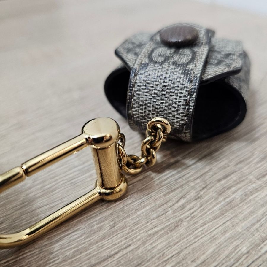 [絕版好物❣️] Gucci 老花金釦Airpods1代2代耳機套/吊飾-6