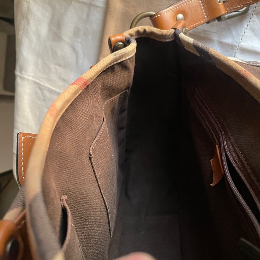 🍎優惠中🍎Burberry郵差包/大馬鞍/翻蓋包/斜背包/側背包🇬🇧正品🇬🇧況好🇬🇧男女適用🇬🇧英式風格🇬🇧學院風-52