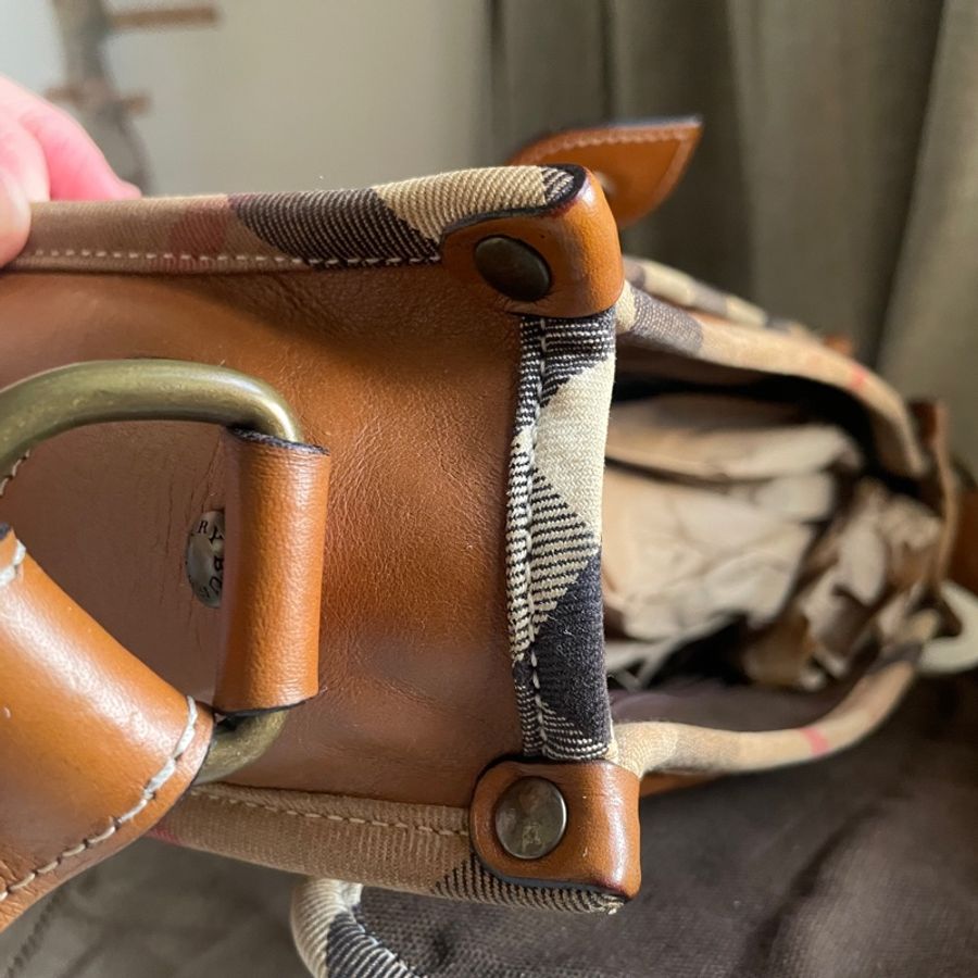 🍎優惠中🍎Burberry郵差包/大馬鞍/翻蓋包/斜背包/側背包🇬🇧正品🇬🇧況好🇬🇧男女適用🇬🇧英式風格🇬🇧學院風-61