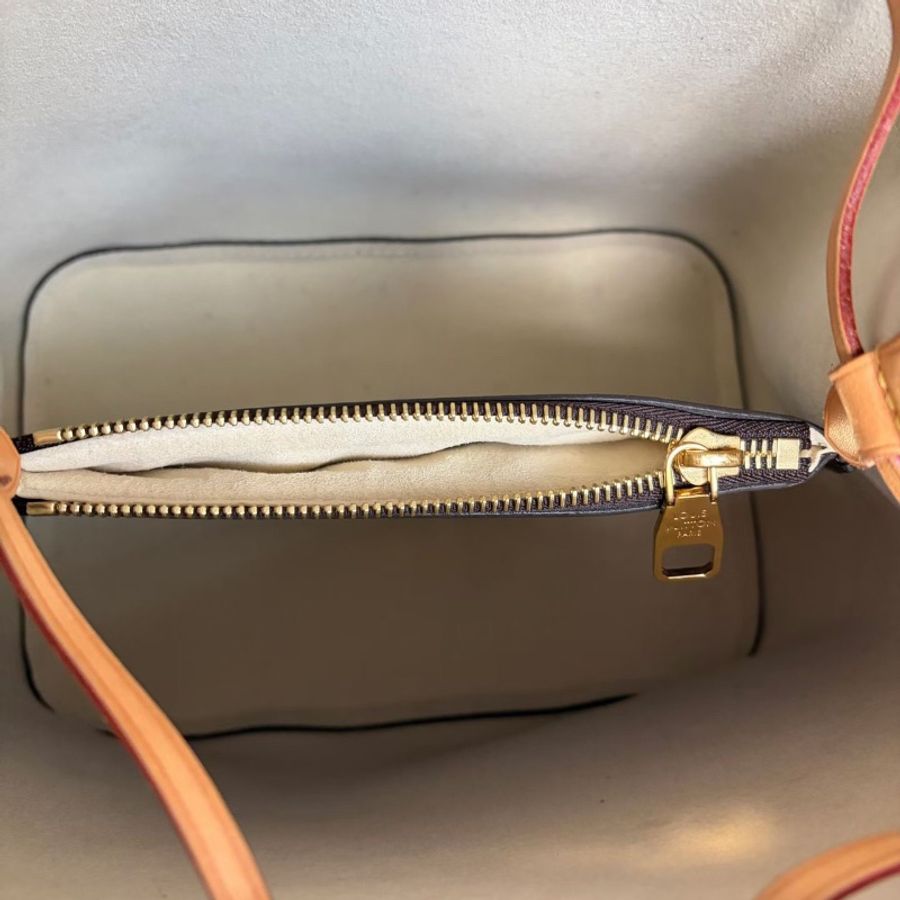 LV NEONOE宮廷塗鴉水桶包中號26*25*17 98新配件塵袋-2
