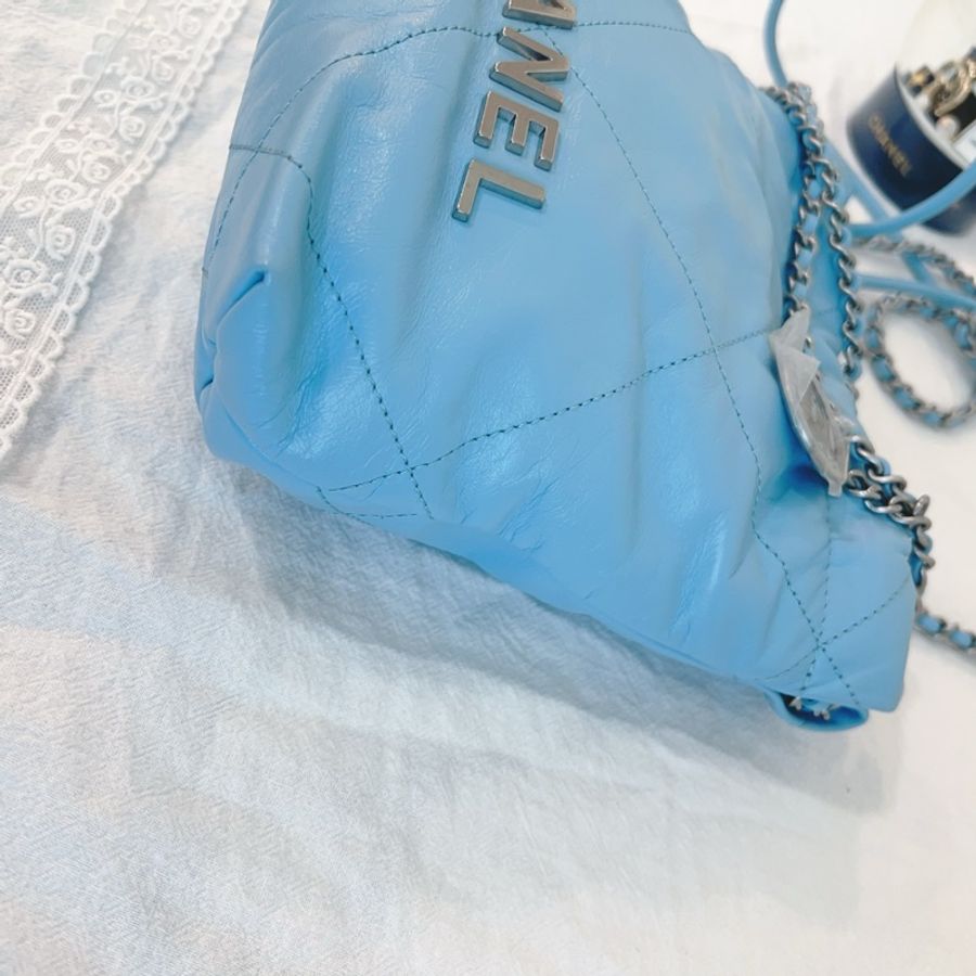 ෆ Chanel 22bag mini垃圾袋 奶油藍-11